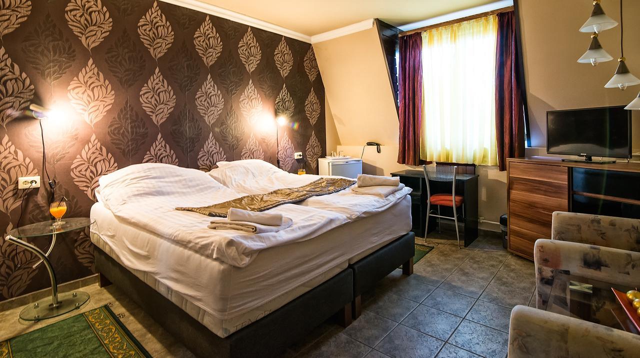 Thermal Panzio Sárvár Zimmer foto